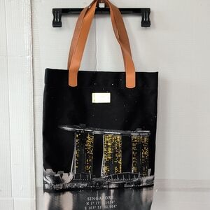 Marina Bay Sands Black Thick CanvasTote Bag W/ Closure & Zipper Inside Pocket